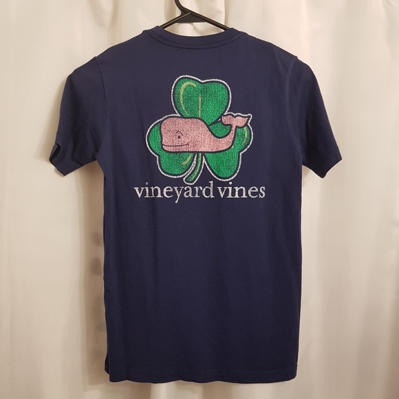 Vineyard Vines unisex Small 8-10 Shamrock Whale shirt - Picture 3 of 4